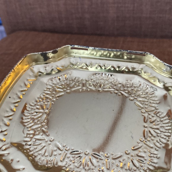 Vintage Tin HORPER'S TOFFEE
CANDY MADE IN ENGLAND  4 3/4" X 2 7/8”X 4 1/4” - Picture 13 of 16